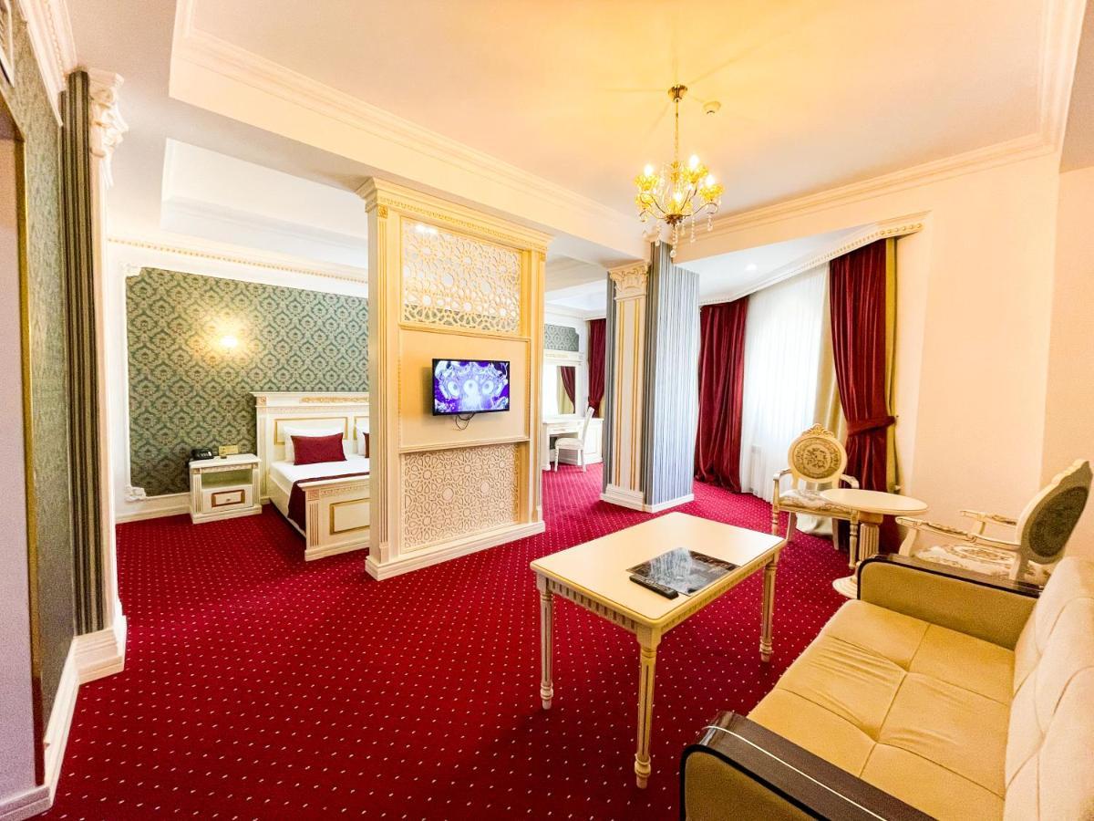 Premier Palace Baky Esterno foto Suite